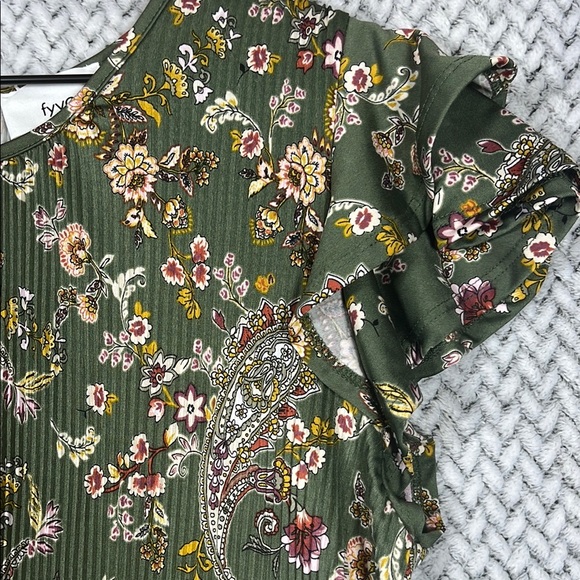 FYVE Paisley Floral Pleated Front Stretch Green Blouse Top Size L Ruffle Sleeve - Picture 3 of 8